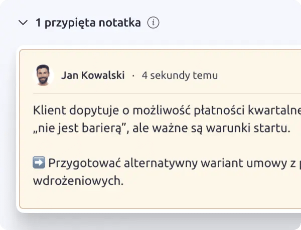 Zapytanie klienta o płatności i zadanie umowy zarządzane w systemie CRM, pokazujące przewagę CRM vs Excel w pracy.